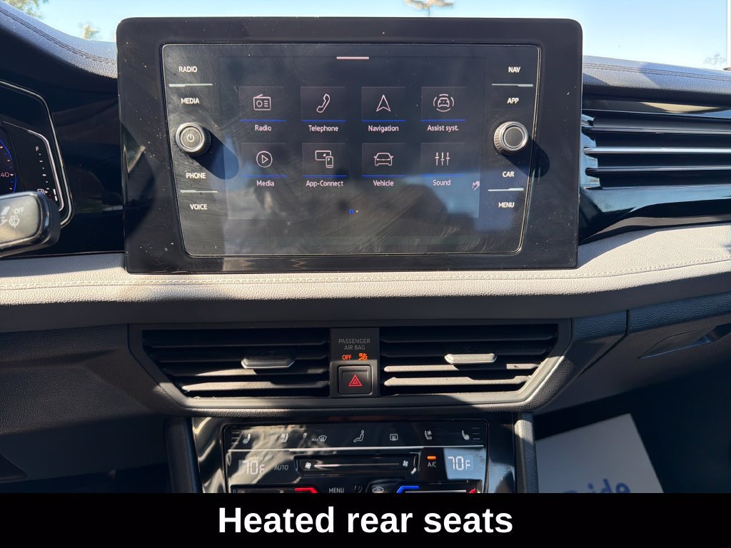 Used 2025 Volkswagen Jetta SEL FWD image 19
