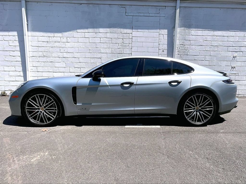 Used 2019 Porsche Panamera GTS AWD/4WD image 2