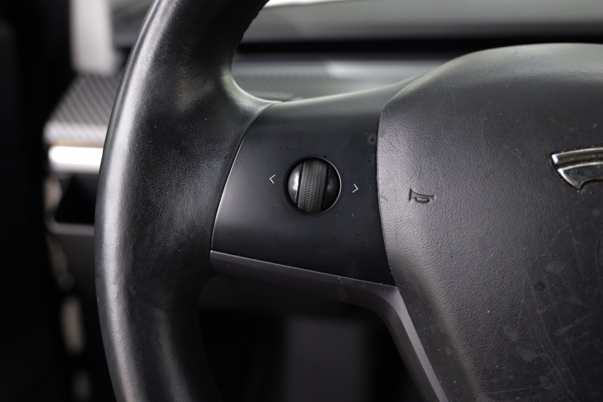 Used 2018 Tesla Model 3 Long Range RWD image 32