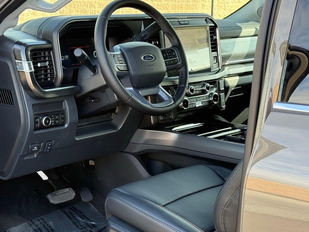 New 2026 Ford F250 4x4 Crew Cab Super Duty image 8