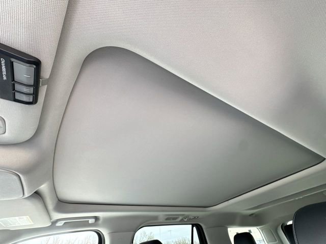 Used 2025 Ford Expedition Platinum AWD/4WD image 24