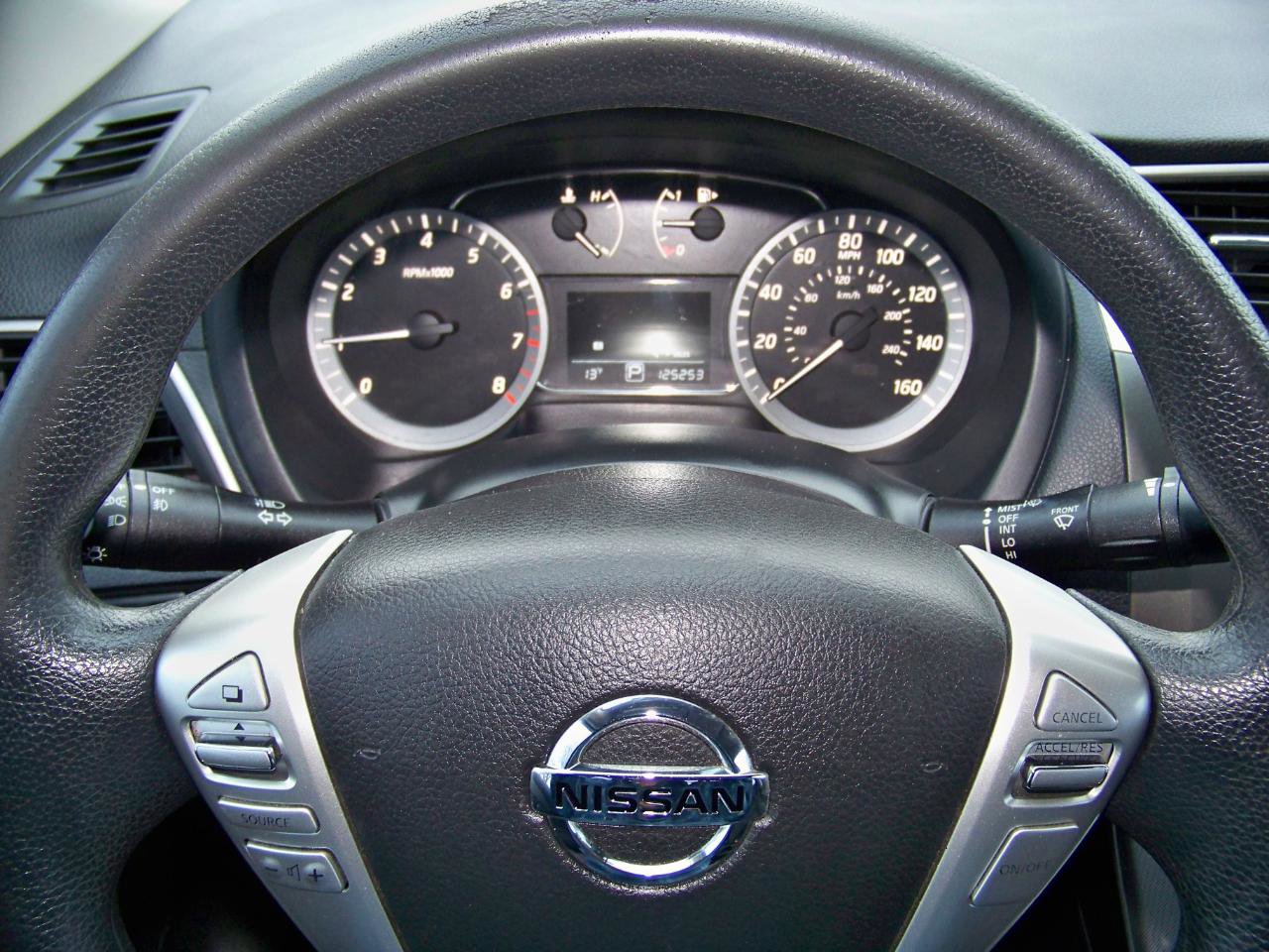 Used 2013 Nissan Sentra SR image 20