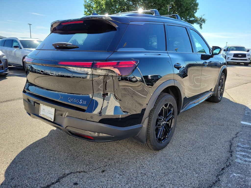 Certified 2026 INFINITI QX60 Sport w/ Dark Cargo Package AWD/4WD image 5