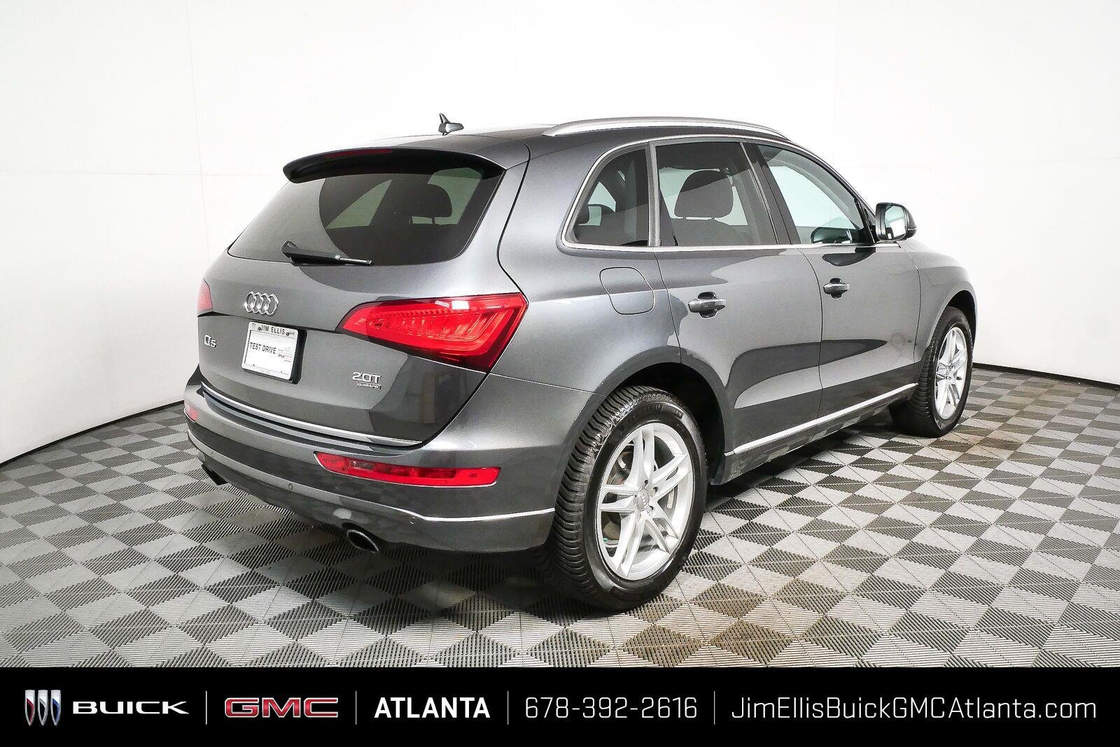 Used 2016 Audi Q5 2.0T Premium Plus w/ Technology Package AWD/4WD image 3