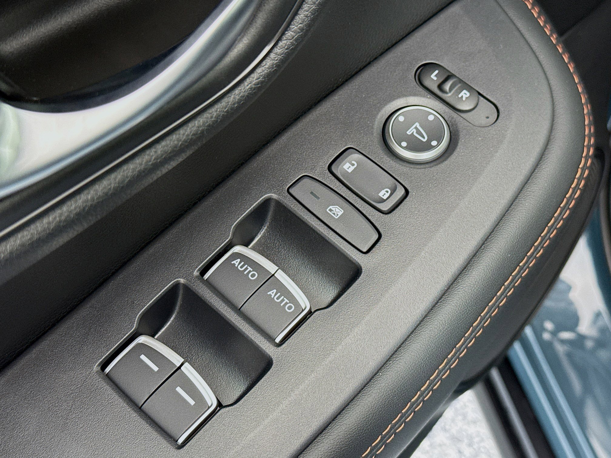 New 2026 Honda HR-V Sport image 17