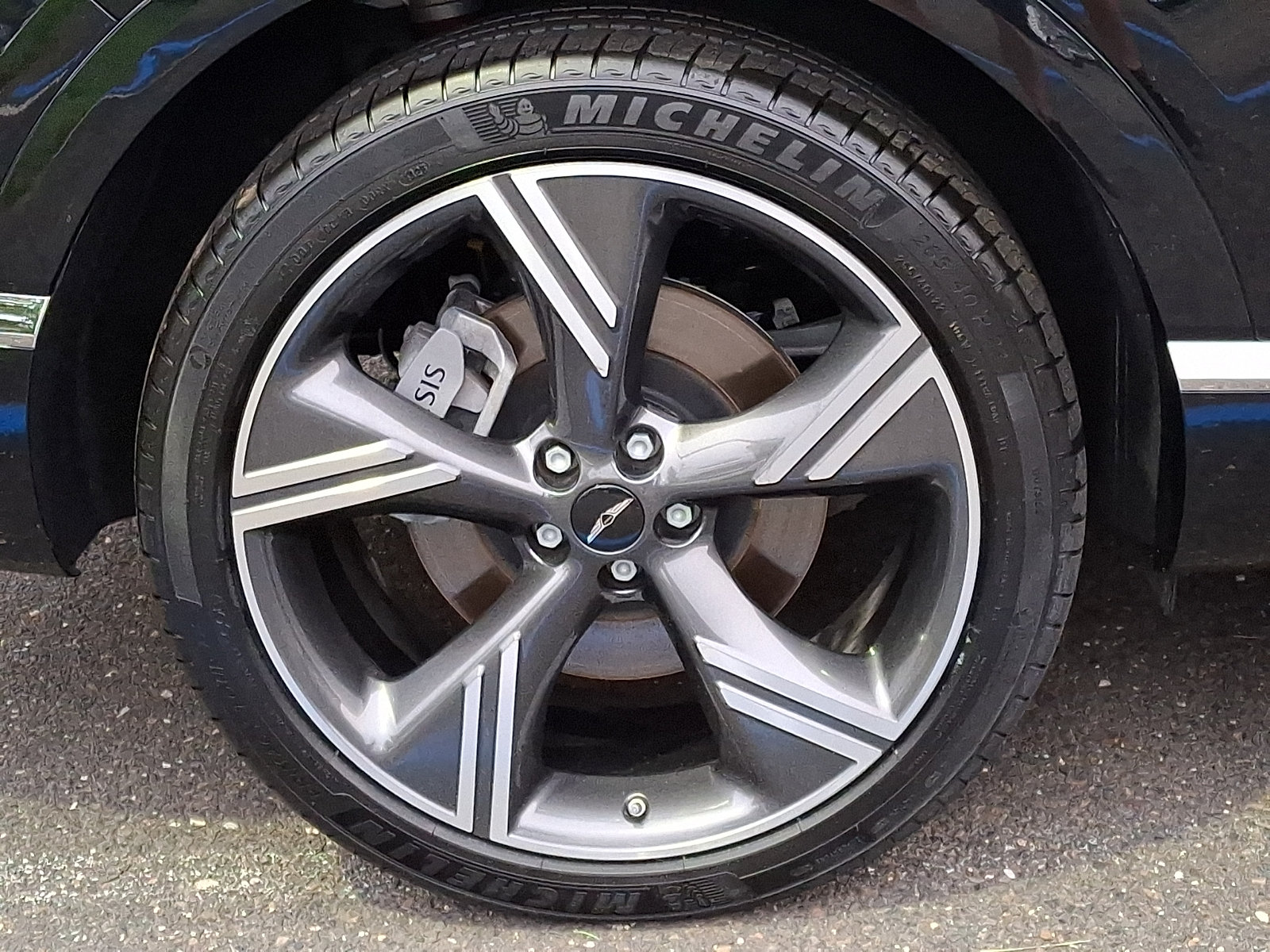 Certified 2025 Genesis GV80 3.5T Prestige AWD/4WD image 10