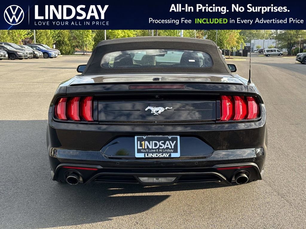 Used 2023 Ford Mustang Premium RWD image 4
