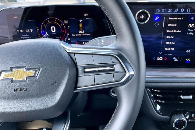 Used 2025 Chevrolet Tahoe LT AWD/4WD image 12