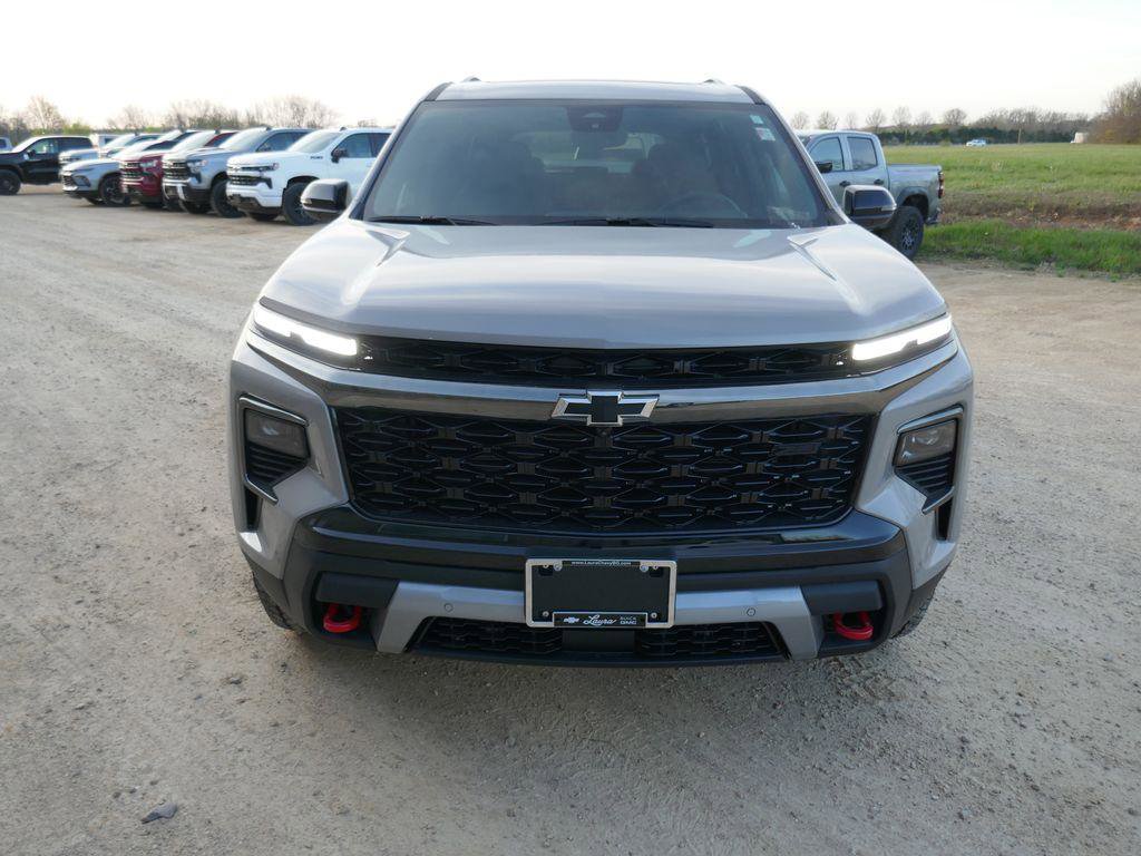 New 2026 Chevrolet Traverse Z71 w/ Enhanced Driving Package AWD/4WD image 8