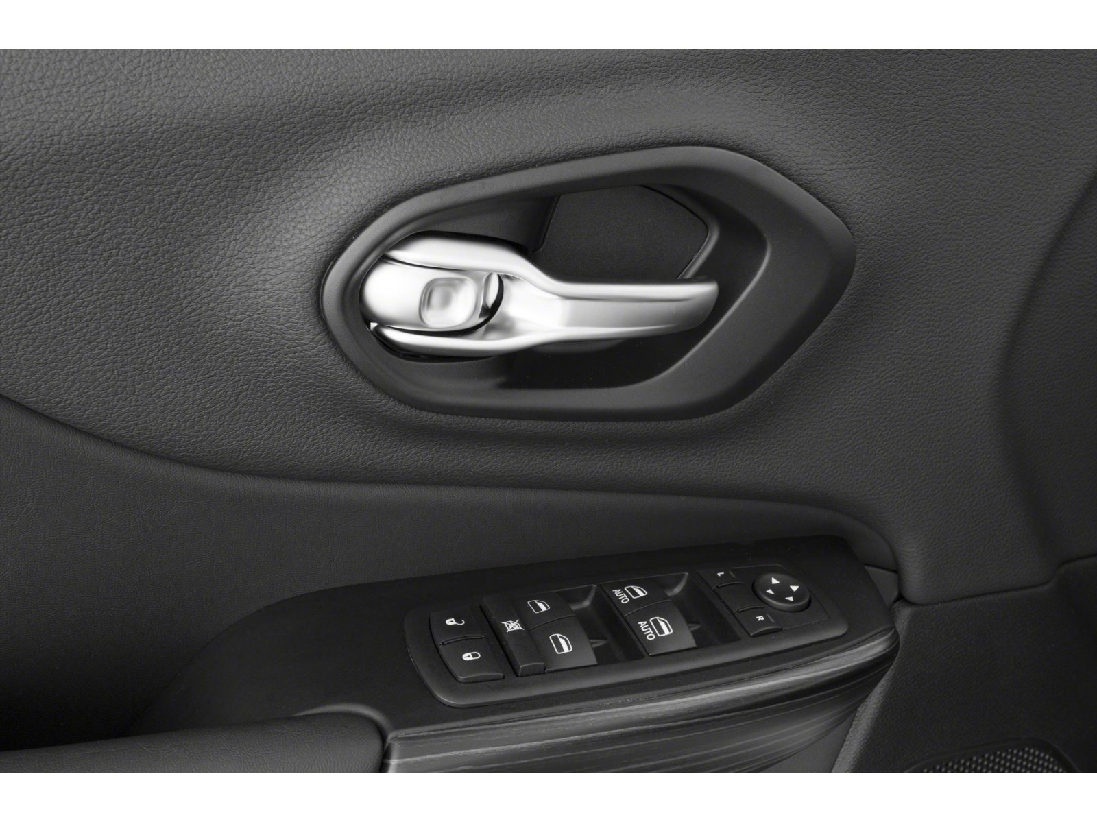 Used 2015 Jeep Cherokee Limited AWD/4WD image 17