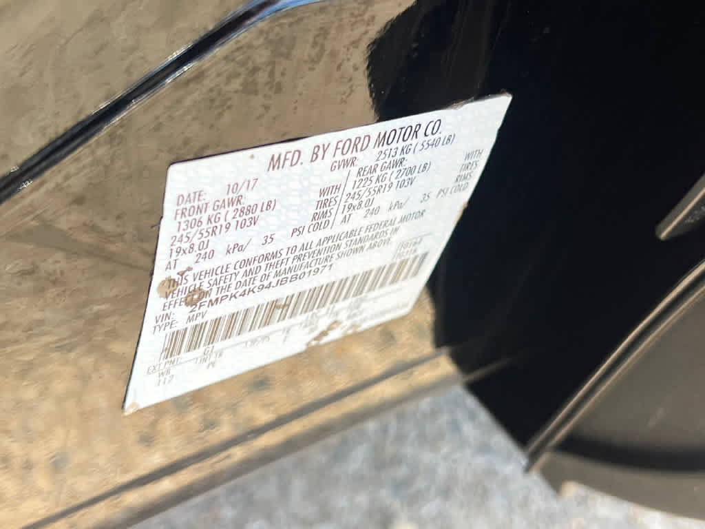 Used 2018 Ford Edge Titanium w/ Equipment Group 301A AWD/4WD image 37