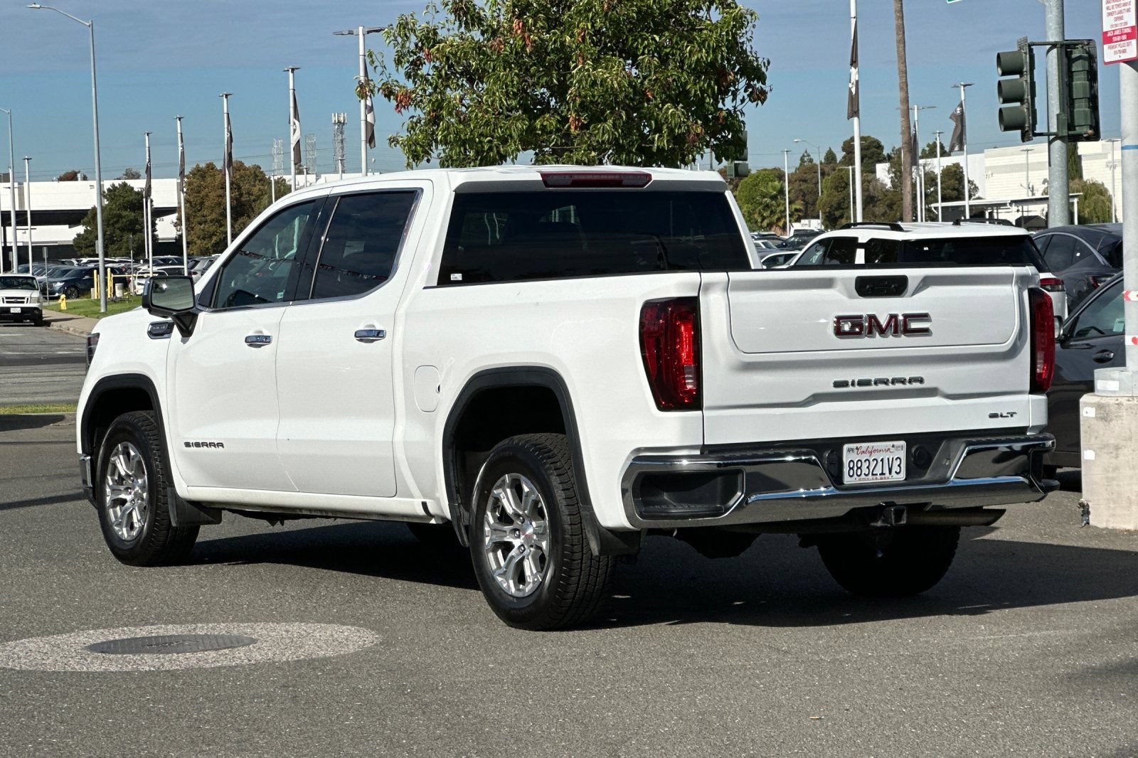Used 2024 GMC Sierra 1500 SLT RWD image 6