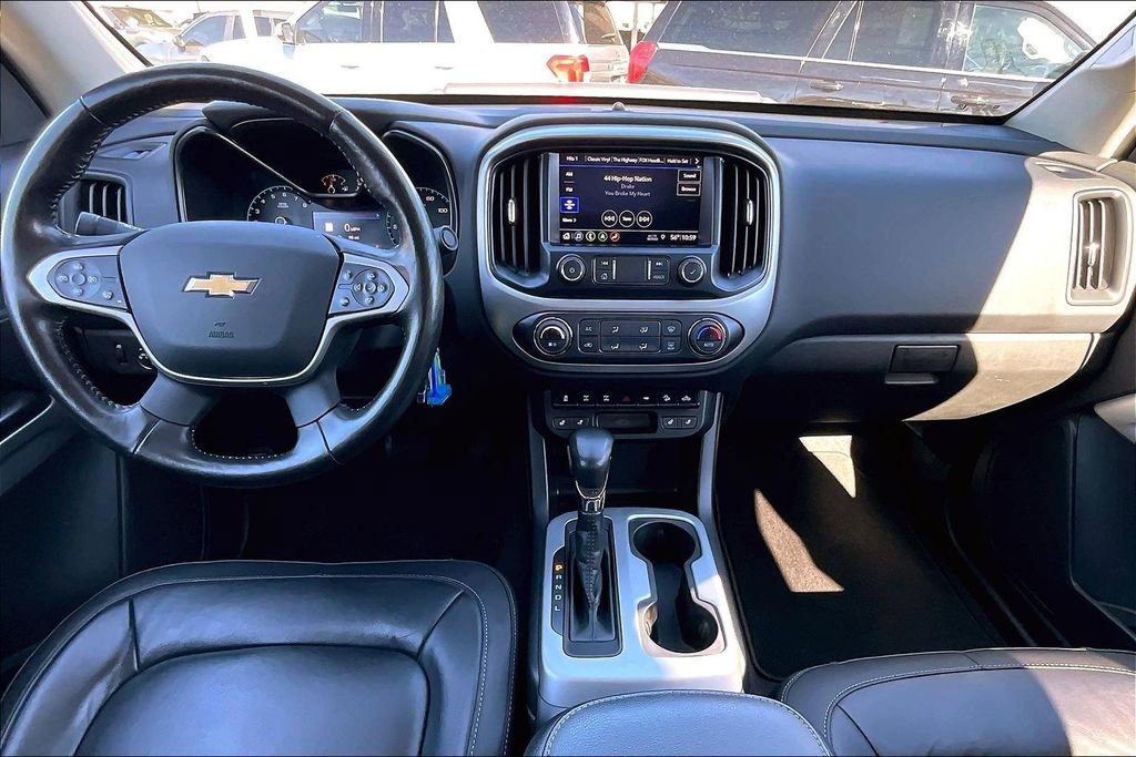 Used 2022 Chevrolet Colorado ZR2 w/ ZR2 Dusk Special Edition image 18