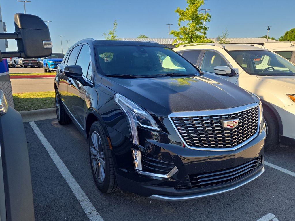 Used 2024 Cadillac XT5 Premium Luxury AWD/4WD image 4