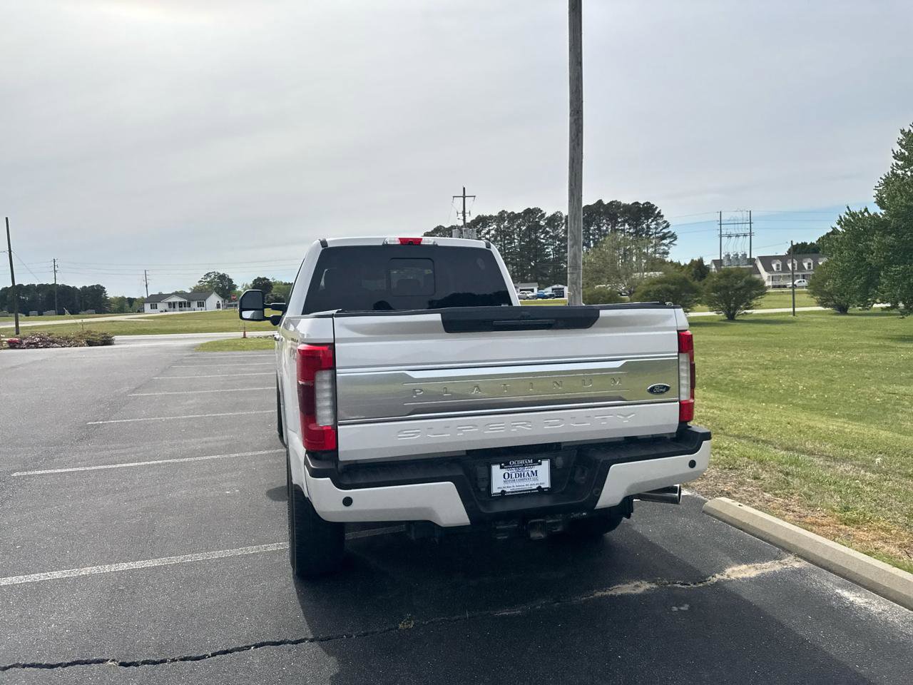 Used 2019 Ford F250 Platinum w/ Platinum Ultimate Package AWD/4WD image 8