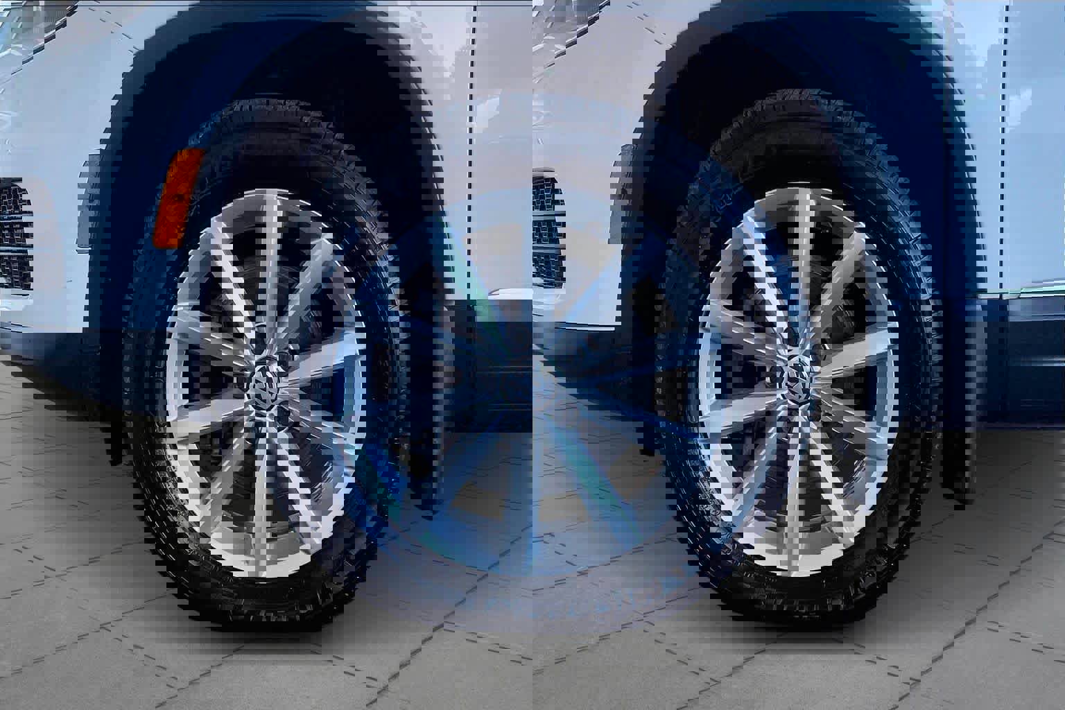 Used 2017 Volkswagen Tiguan Wolfsburg Edition image 10