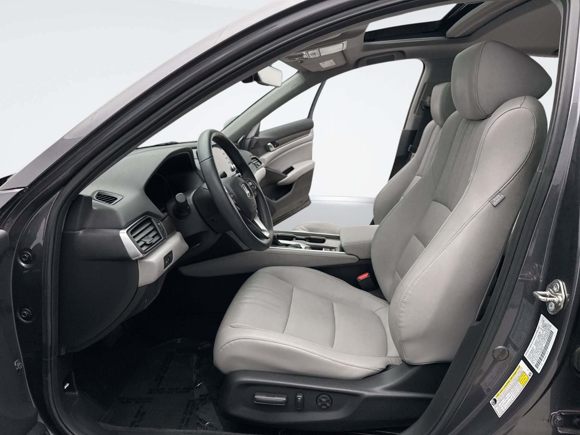 Used 2018 Honda Accord EX-L image 13