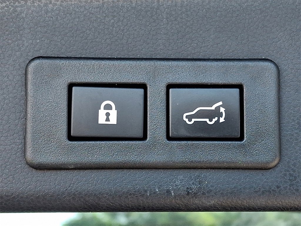 Certified 2022 Subaru Ascent Premium w/ Convenience Package image 30