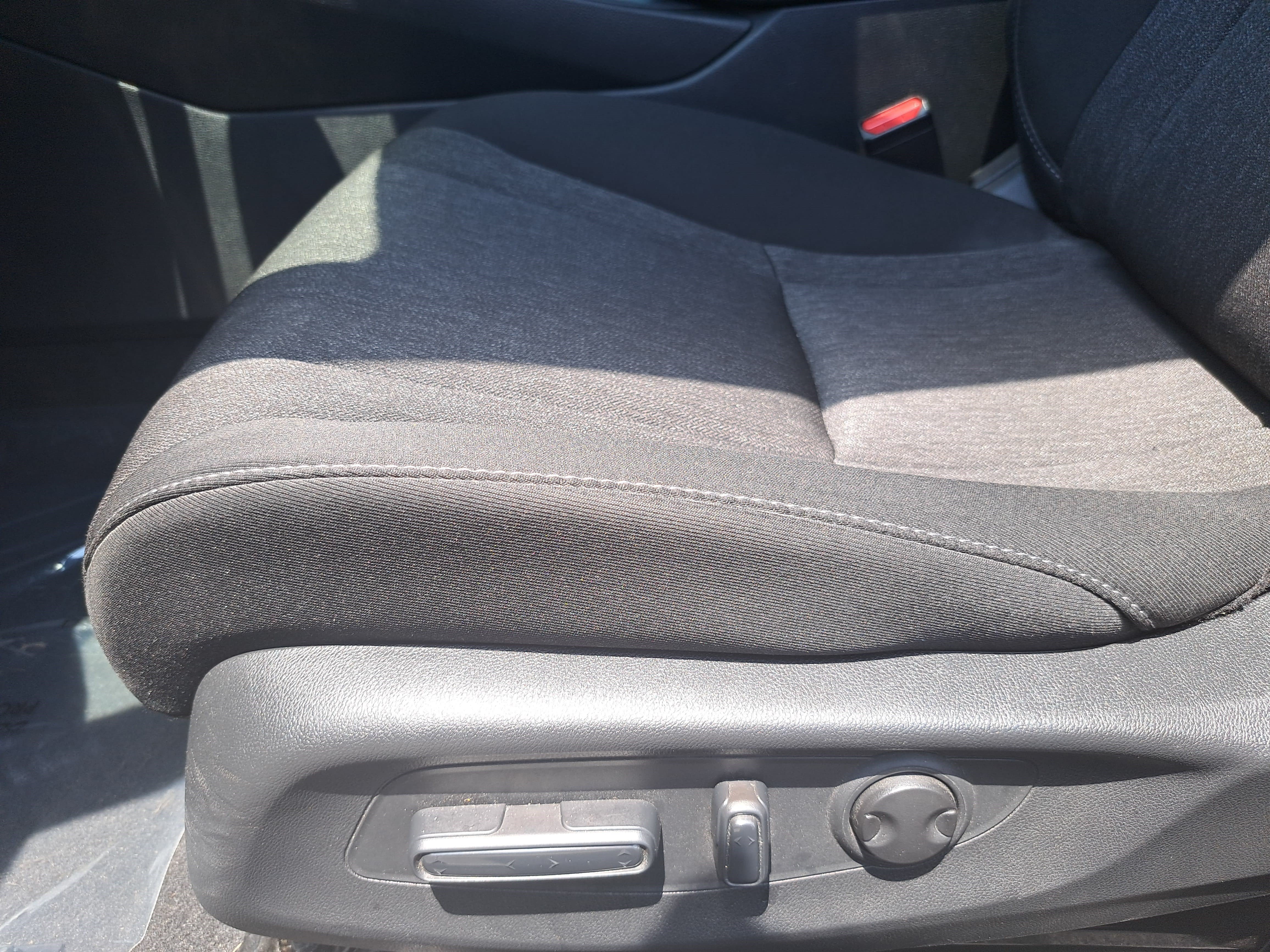 Used 2024 Honda Accord EX image 25
