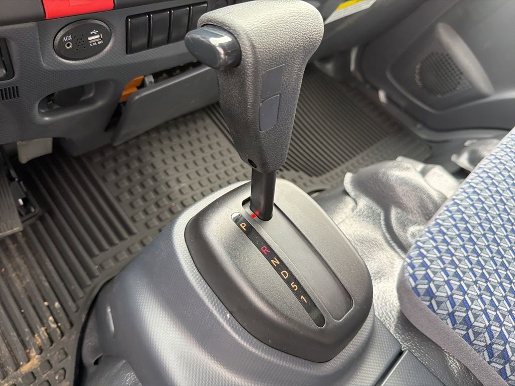 New 2025 Chevrolet Low Cab Forward image 9