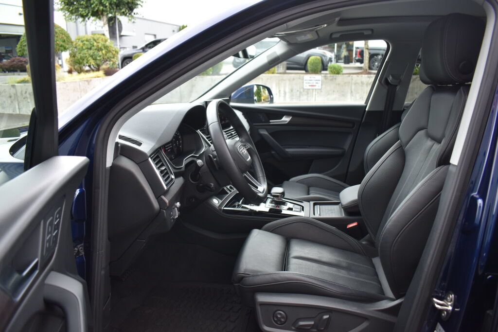 Used 2021 Audi Q5 Prestige w/ Prestige Package AWD/4WD image 18