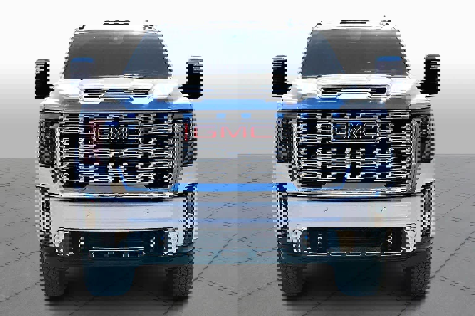 Used 2025 GMC Sierra 2500 Denali w/ Denali Reserve Package image 4