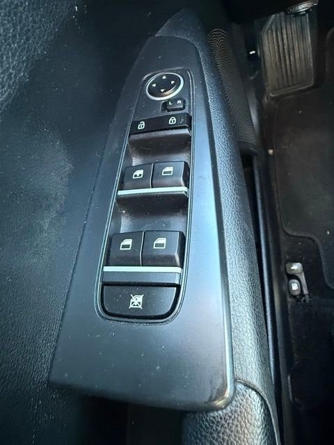 Used 2019 Kia Forte LXS image 16