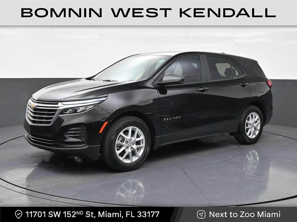 Used 2024 Chevrolet Equinox LS FWD image 1