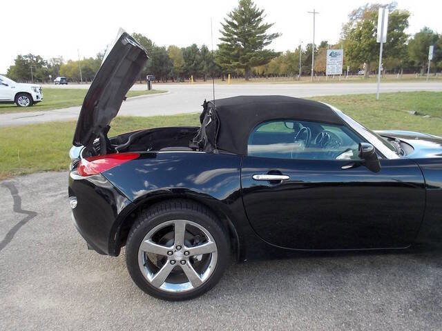 Used 2007 Pontiac Solstice GXP w/ Premium Package image 14