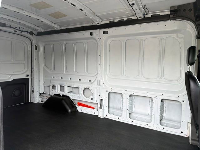 Used 2023 Ford Transit 250 Medium Roof AWD image 24
