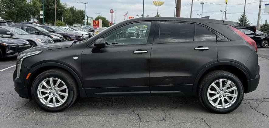 Used 2019 Cadillac XT4 Luxury w/ Cold Weather Package AWD/4WD image 7