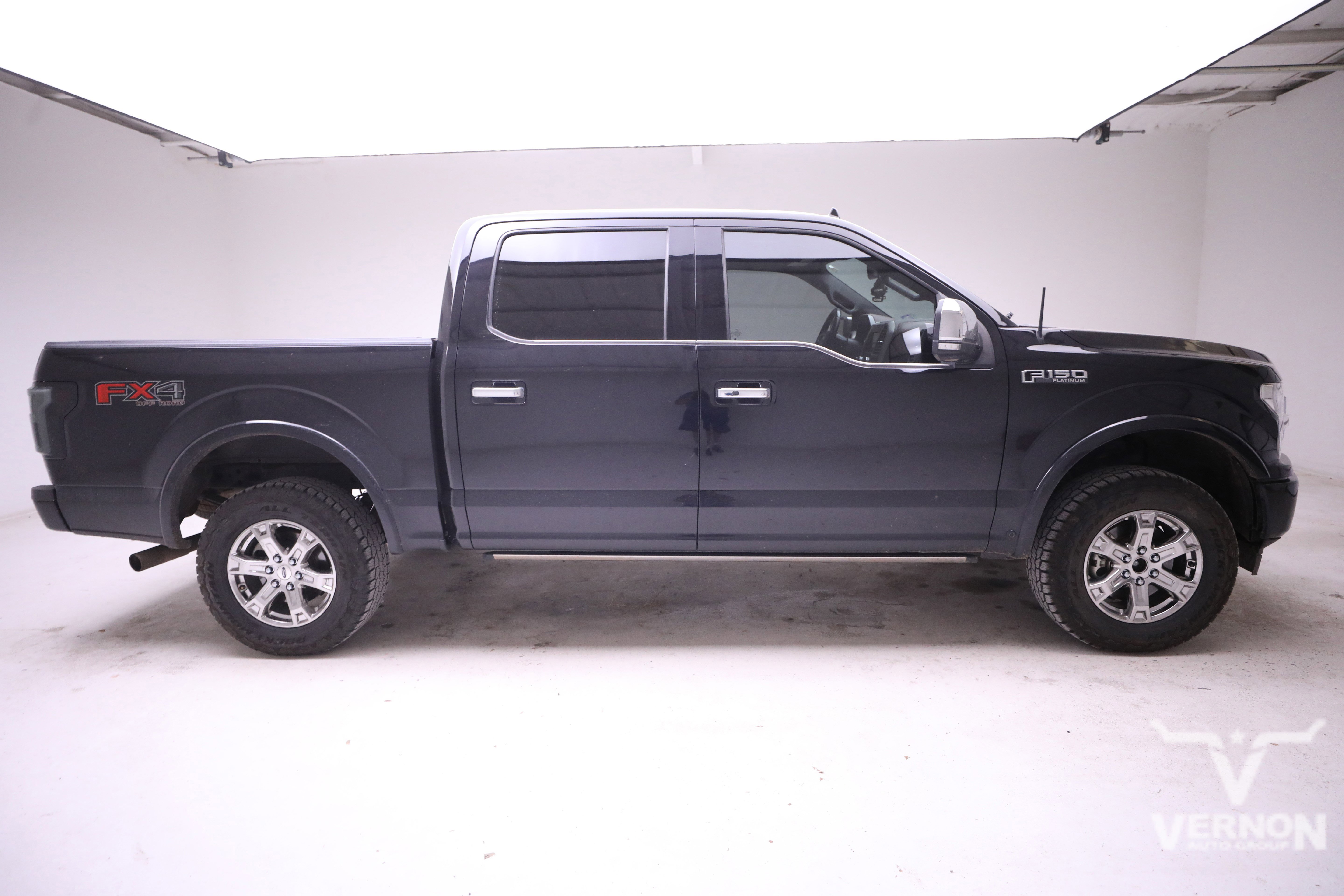 Used 2019 Ford F150 Platinum w/ Equipment Group 701A Luxury image 5