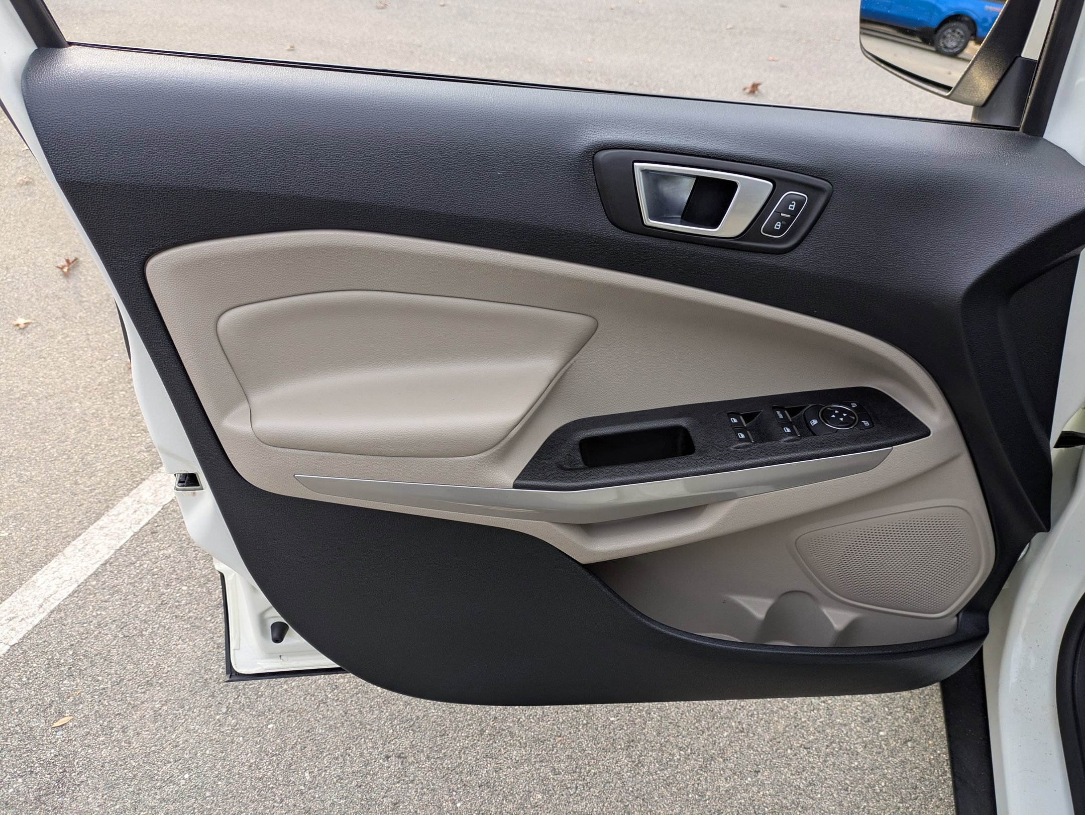 Used 2021 Ford EcoSport Titanium image 15