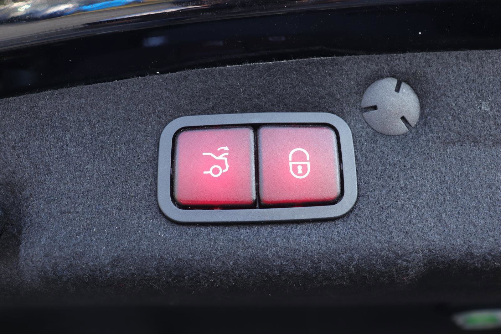 Used 2021 Mercedes-Benz C 300 Sedan image 14