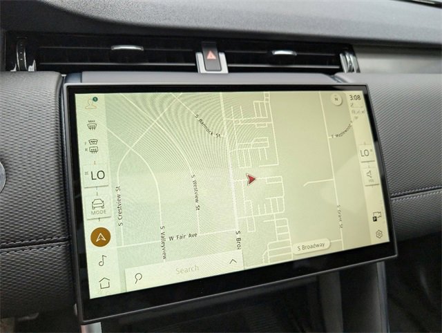 Used 2024 Land Rover Discovery Sport Dynamic SE image 15
