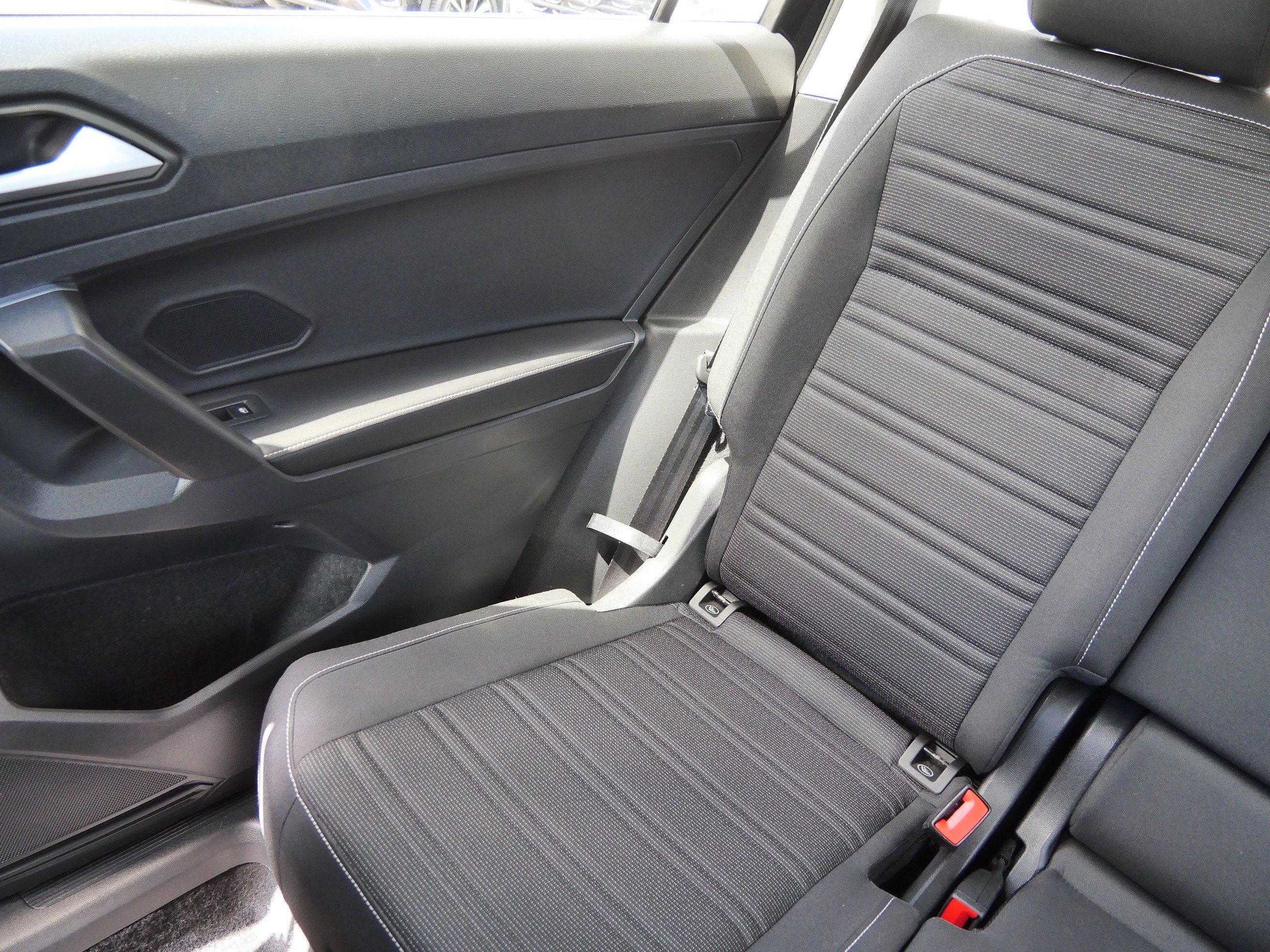 Used 2022 Volkswagen Tiguan S AWD/4WD image 12