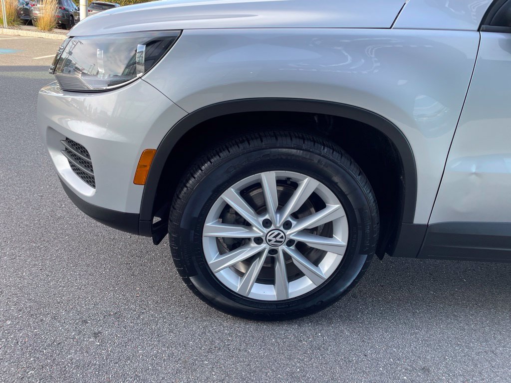 Used 2018 Volkswagen Tiguan Limited AWD/4WD image 8