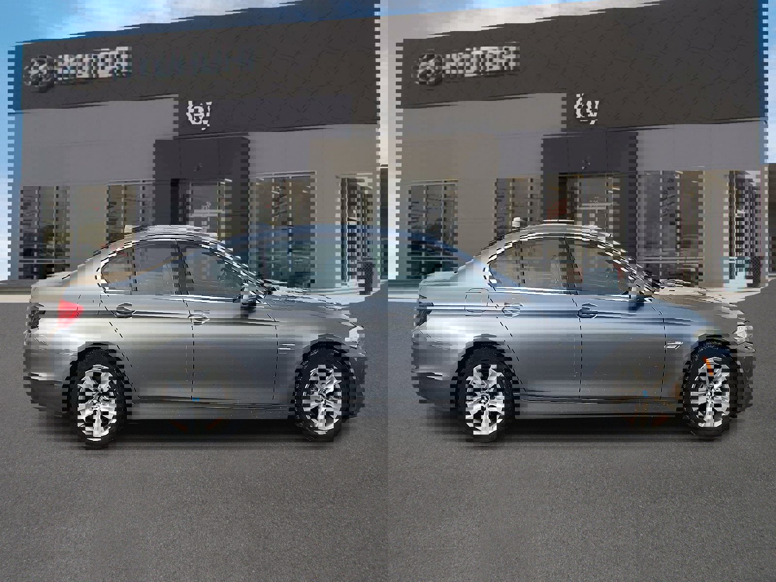 Used 2013 BMW 528i xDrive Sedan image 3