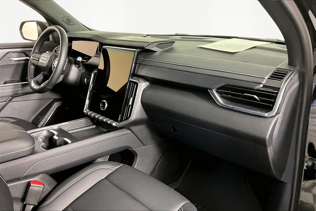 Certified 2025 GMC Acadia Elevation w/ Elevation Premium Package image 27