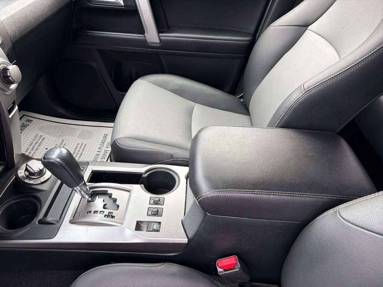 Used 2019 Toyota 4Runner SR5 Premium image 13