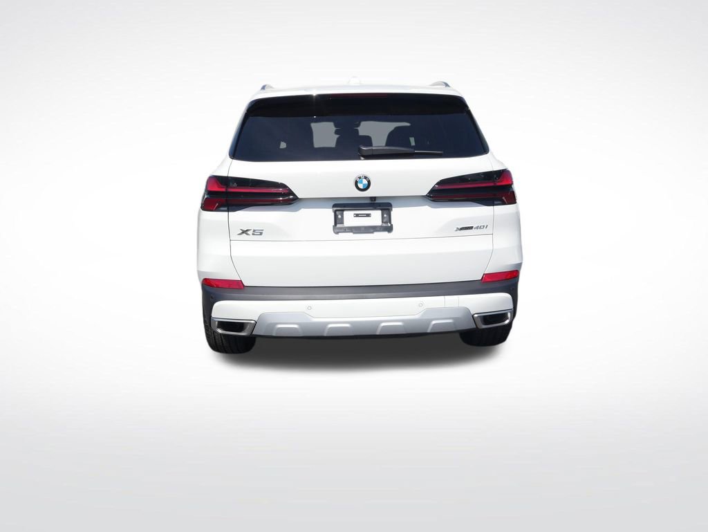 Used 2026 BMW X5 xDrive40i w/ Premium Package AWD/4WD image 4