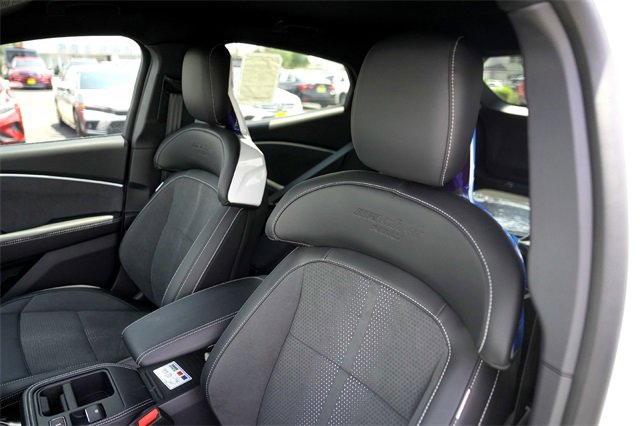 New 2025 Ford Mustang Mach-E GT image 11