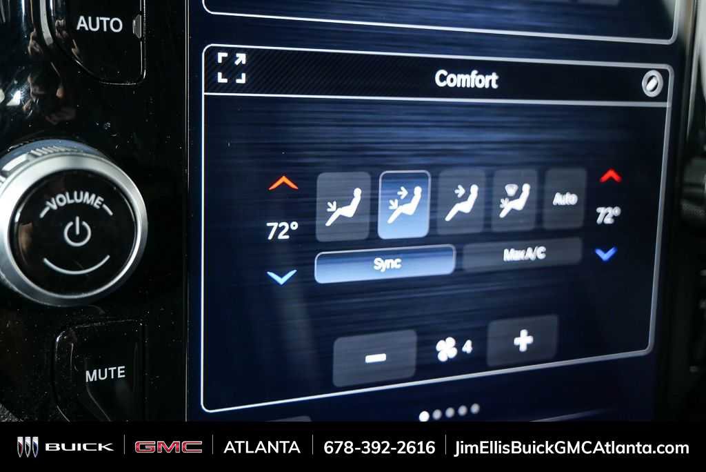 Used 2024 RAM 3500 Laramie w/ Night Edition image 18