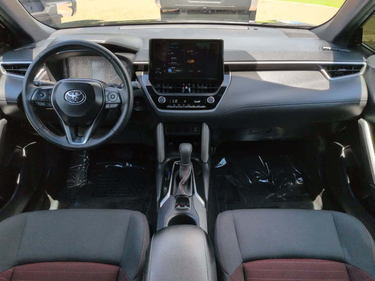 Used 2025 Toyota Corolla Cross AWD Hybrid image 14