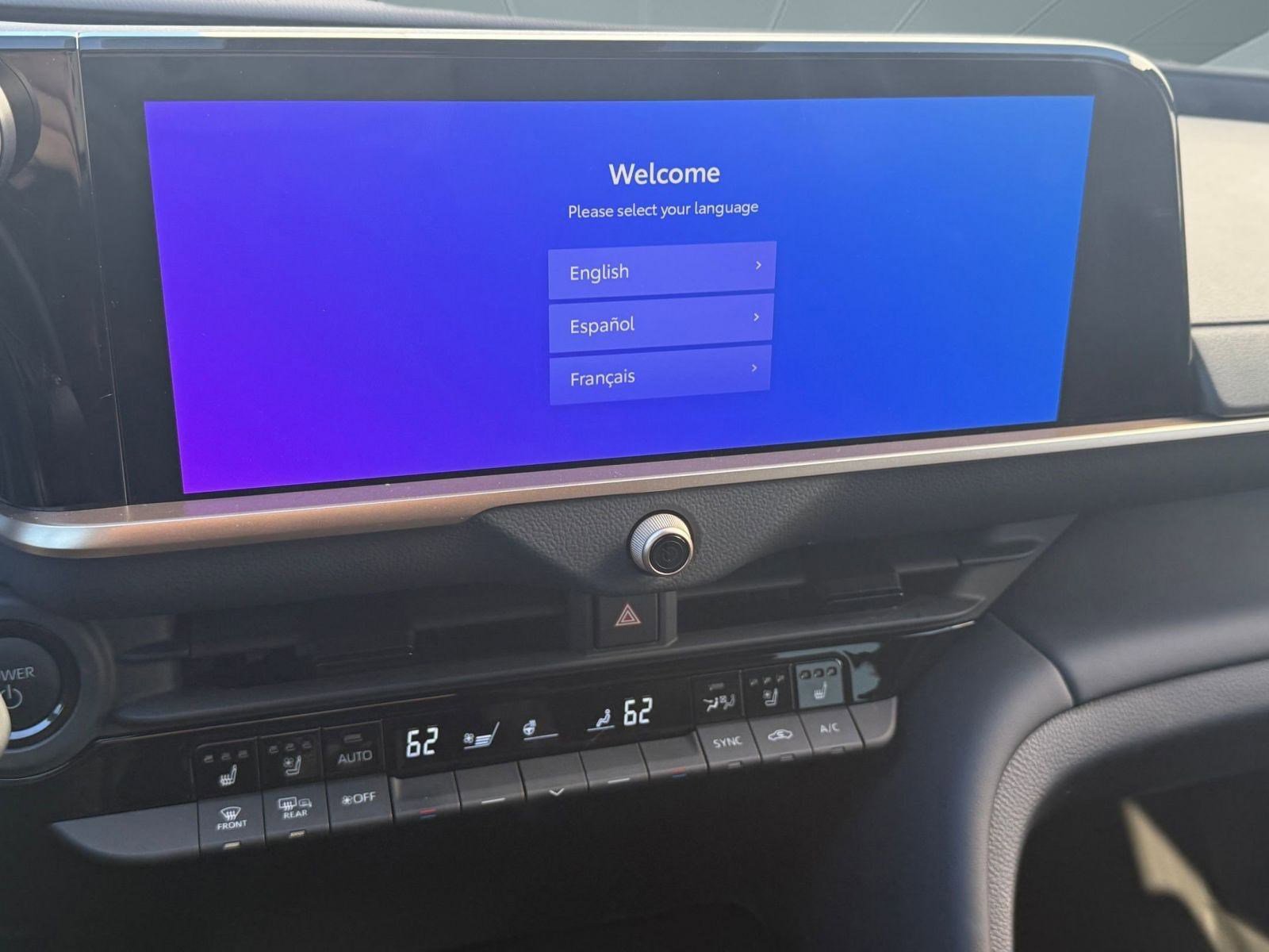 Used 2025 Toyota Crown Signia image 22