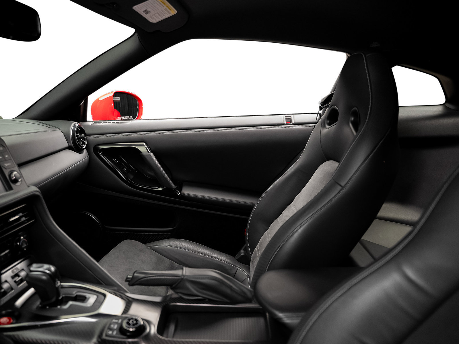 Used 2023 Nissan GT-R Premium AWD/4WD image 64