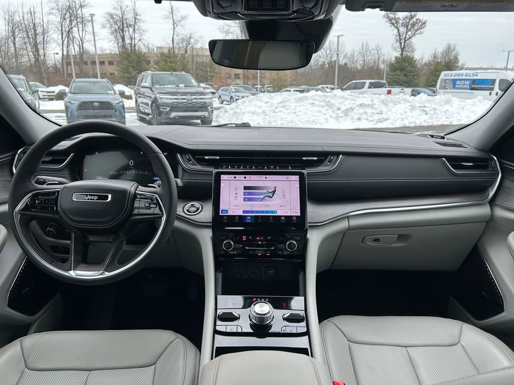 Certified 2023 Jeep Grand Cherokee Overland image 8