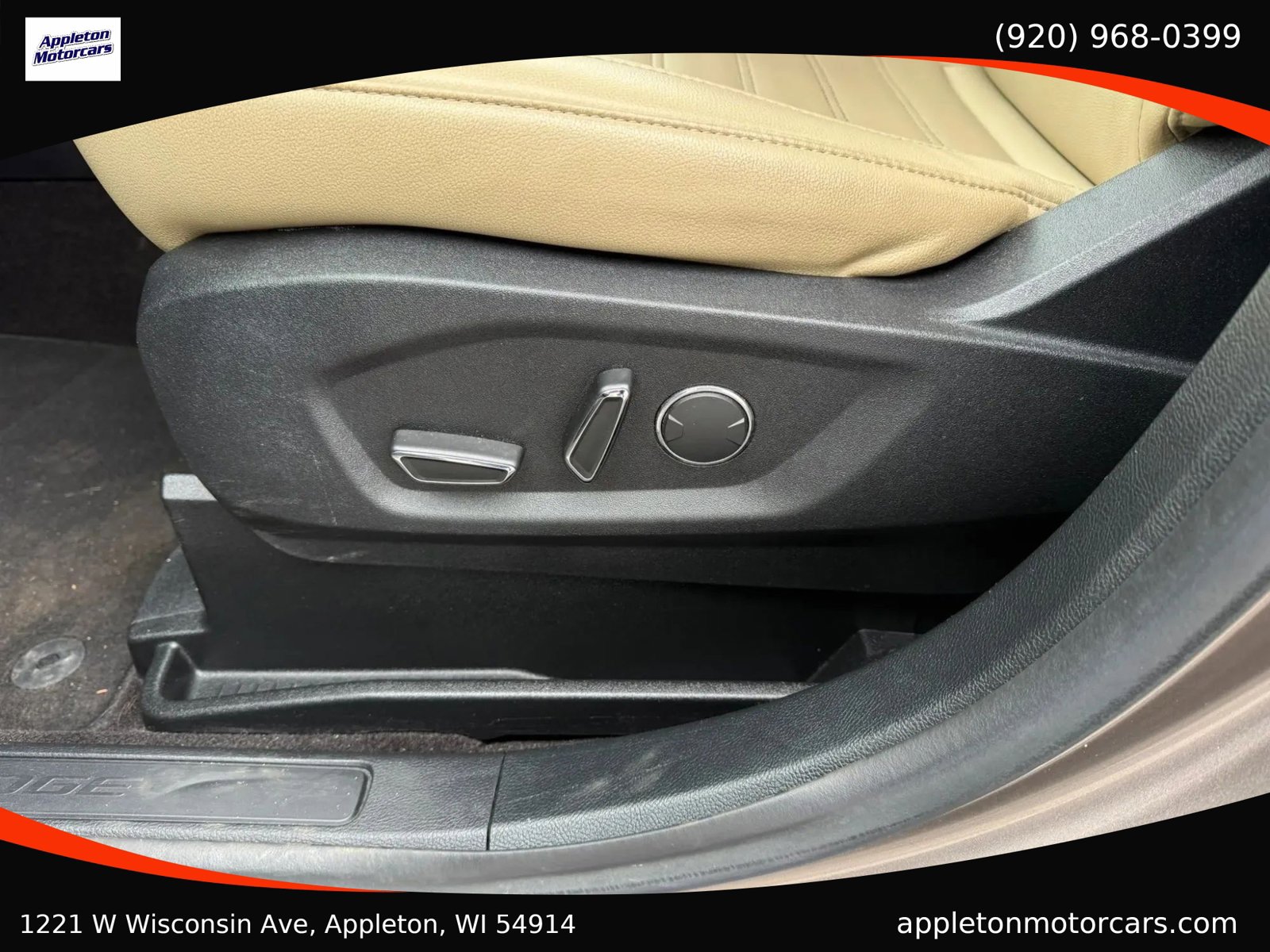 Used 2019 Ford Edge SEL w/ Equipment Group 201A AWD/4WD image 17