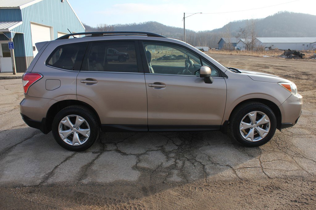 Used 2014 Subaru Forester 2.5i Limited w/ Popular Package #2 AWD/4WD image 4