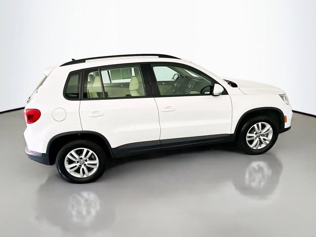 Used 2017 Volkswagen Tiguan S image 8